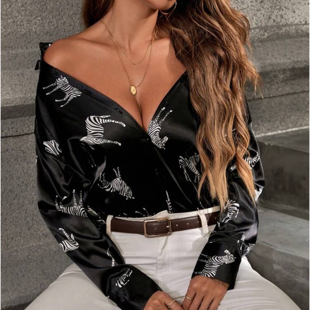 Zebra blouse - Picture 3 of 6